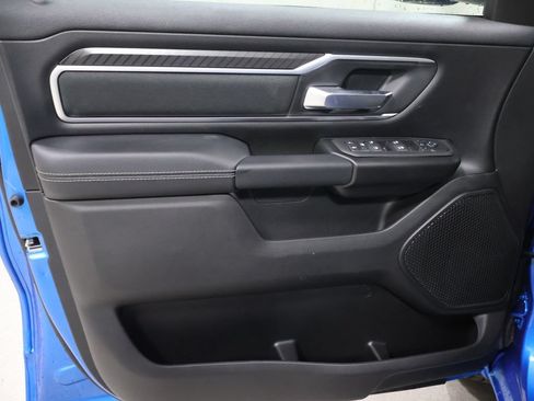 New 2026 RAM 1500 4x4 Crew Cab image 9