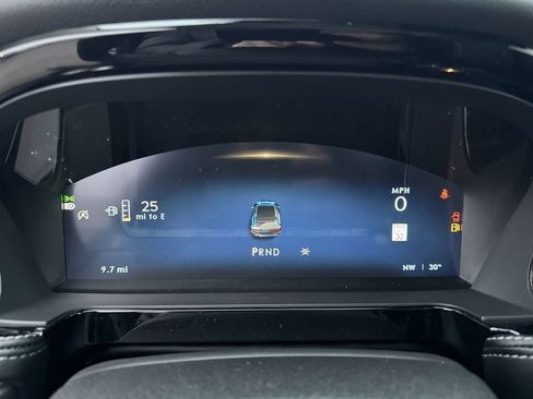 New 2026 Lincoln Corsair Premiere image 15