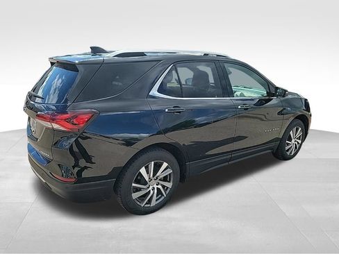 Used 2023 Chevrolet Equinox Premier AWD/4WD image 18