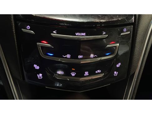 Used 2014 Cadillac XTS Premium image 13