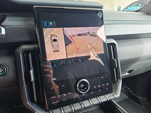 New 2026 GMC Acadia AT4 w/ Luxury Package AWD/4WD image 14
