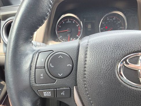 Used 2016 Toyota RAV4 SE AWD/4WD image 18