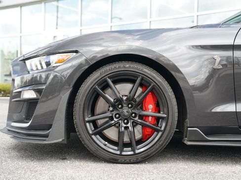 Used 2022 Ford Mustang Shelby GT500 w/ Technology Package RWD image 10