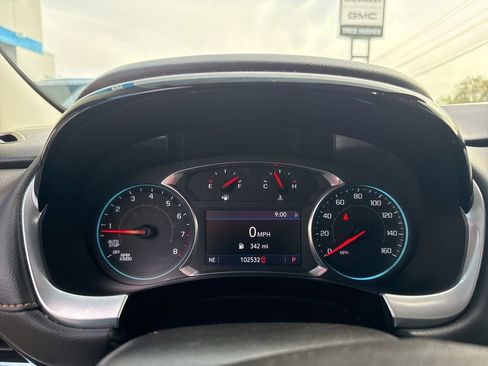 Used 2020 Chevrolet Traverse LT w/ Driver Confidence II Package AWD/4WD image 25