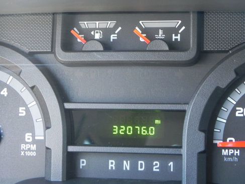 Used 2009 Ford E-150 and Econoline 150 Wagon image 11