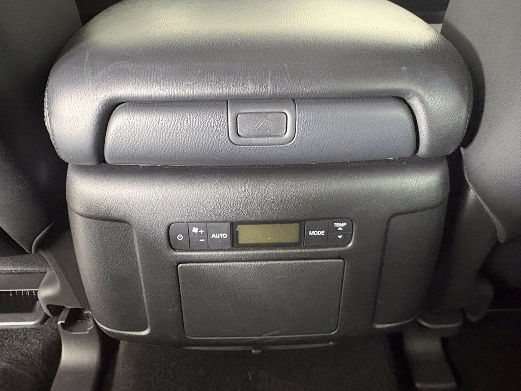 Used 2023 Nissan Armada SL w/ Captain's Chairs Package AWD/4WD image 49