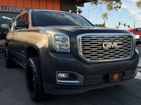 Used 2018 GMC Yukon XL Denali w/ Denali Ultimate Package image 27