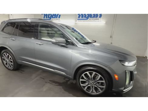 Used 2021 Cadillac XT6 Sport AWD/4WD image 2