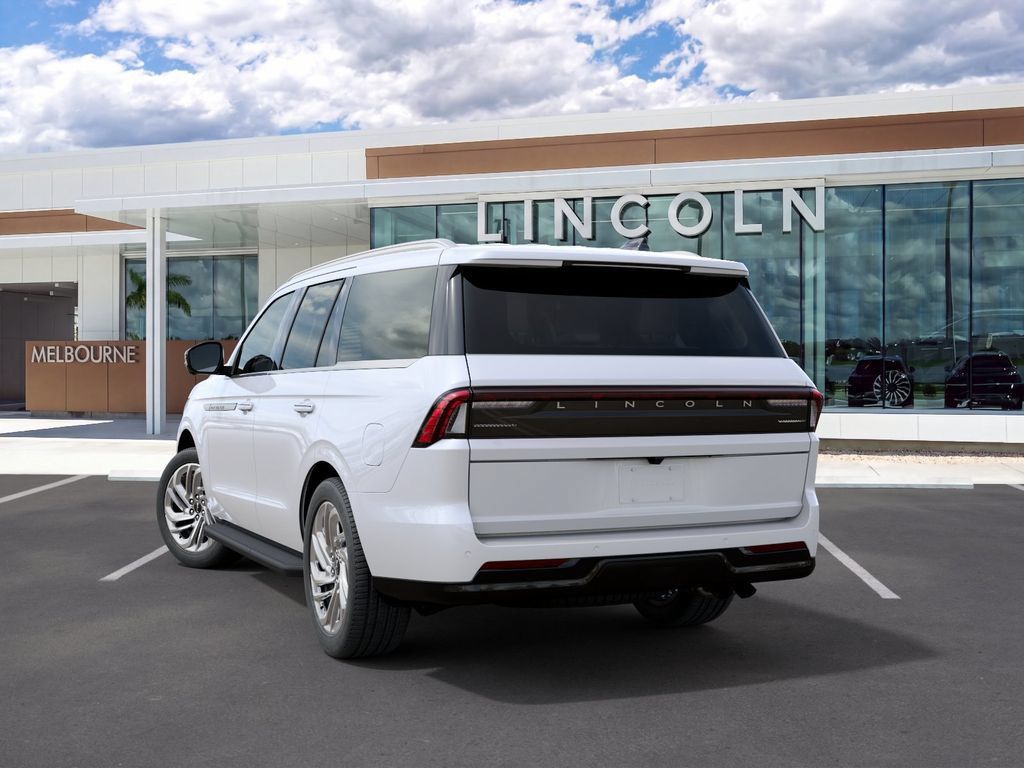 New 2027 Lincoln Navigator Premiere AWD/4WD image 8