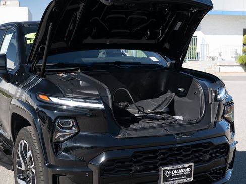 Used 2024 Chevrolet Silverado EV RST image 11