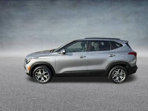 Used 2023 Kia Seltos EX AWD/4WD image 4
