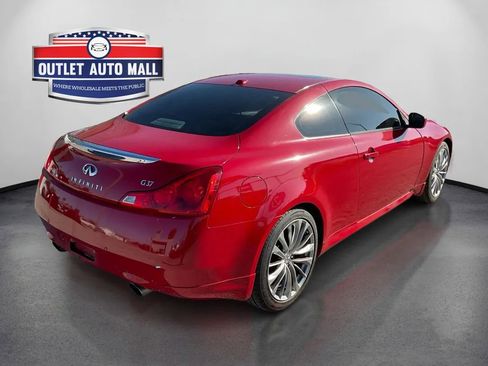 Used 2011 INFINITI G37 Journey w/ Premium Pkg image 3