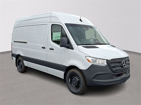 New 2025 Mercedes-Benz Sprinter 2500 image 3