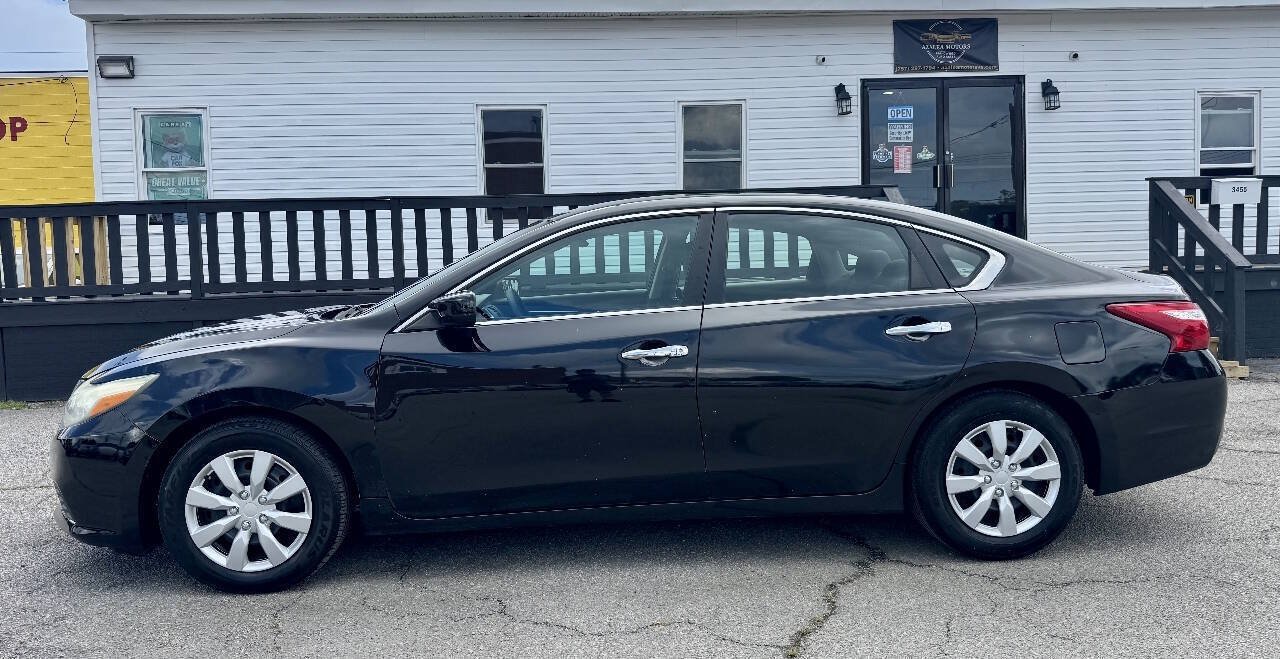 Used 2016 Nissan Altima 2.5 S w/ Power Driver Seat Package FWD image 2