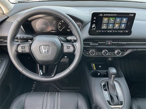 Used 2024 Honda HR-V EX-L image 10