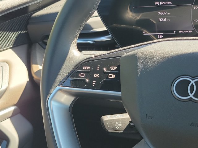 Used 2025 Audi Q5 Premium Plus w/ Premium Plus AWD/4WD image 12