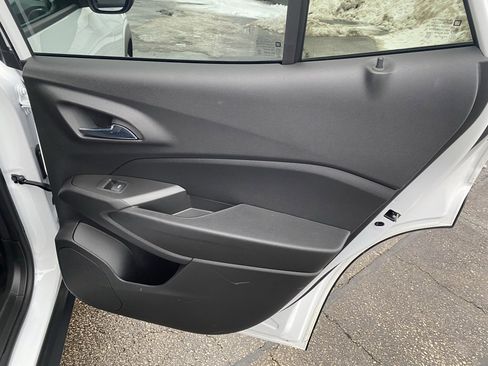 Used 2024 Chevrolet Trax ACTIV w/ Driver Confidence Package image 26