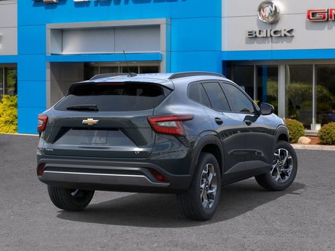 New 2026 Chevrolet Trax LT w/ Driver Confidence Package image 4