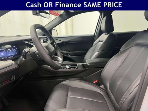 Used 2026 Jeep Cherokee Limited AWD/4WD image 16