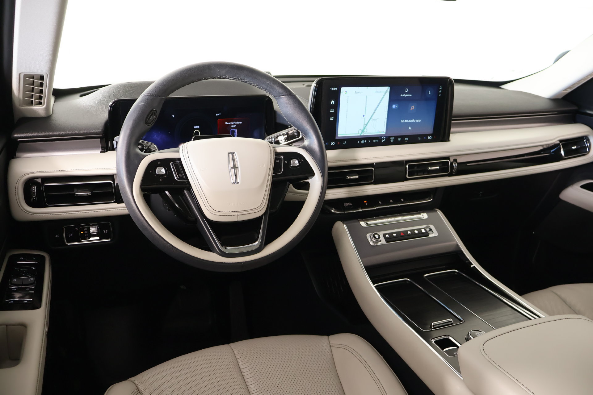 Used 2025 Lincoln Aviator 2WD w/ Jet Appearance Package image 2