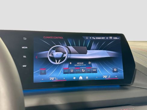 Used 2025 BMW M235i xDrive w/ M Performance Package image 25