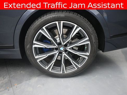 Used 2022 BMW X7 M50i image 28