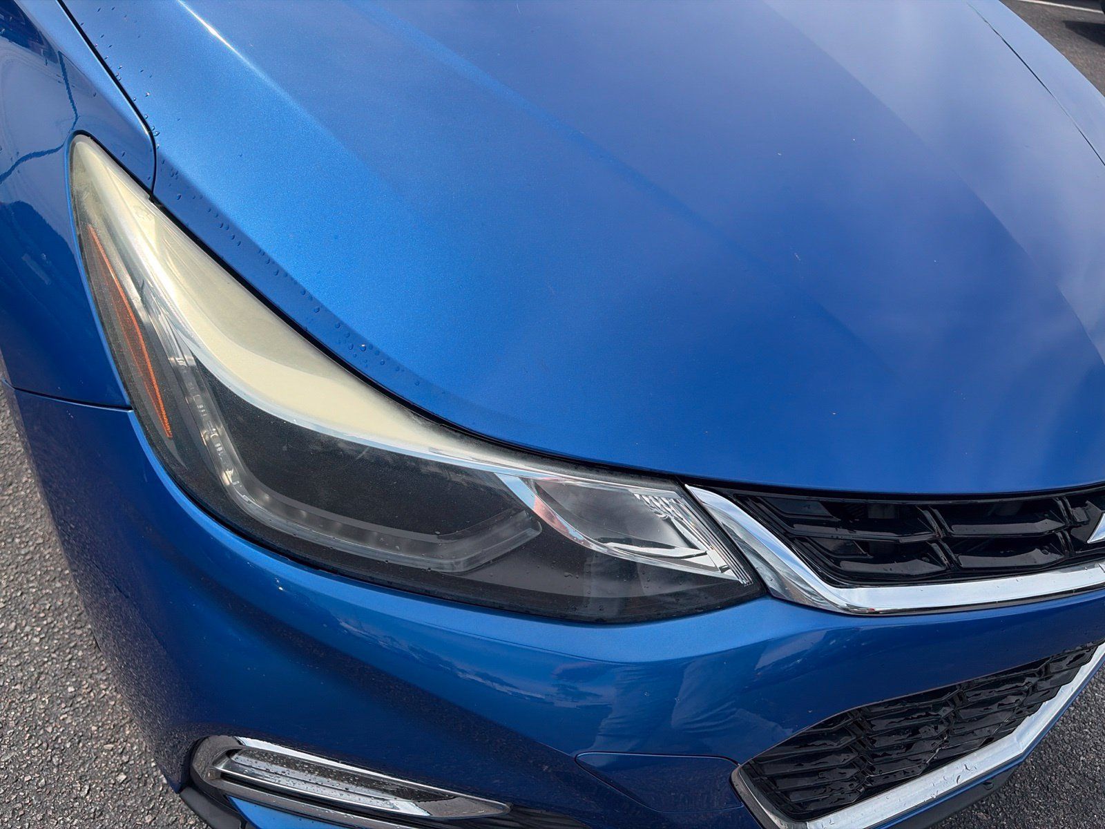 Used 2018 Chevrolet Cruze LT w/ Convenience Package FWD image 19