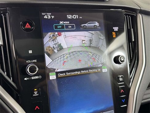 Used 2025 Subaru Outback Limited image 27