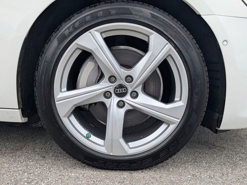 Used 2024 Audi A6 Premium Plus image 13