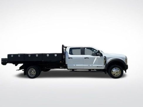 New 2025 Ford F550 4x4 Crew Cab Super Duty image 2
