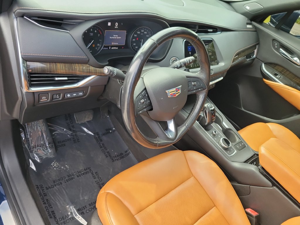 Used 2019 Cadillac XT4 Premium Luxury FWD image 7