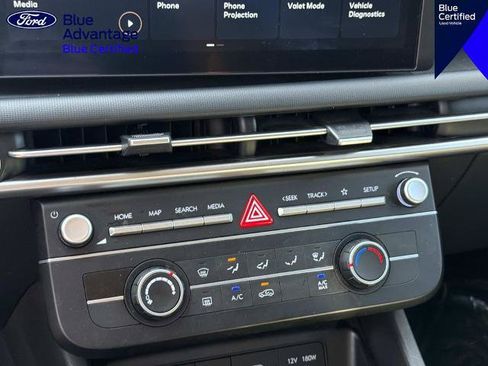 Used 2025 Hyundai Tucson SE FWD image 24