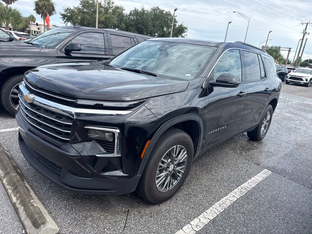 Used 2026 Chevrolet Traverse LT FWD image 5