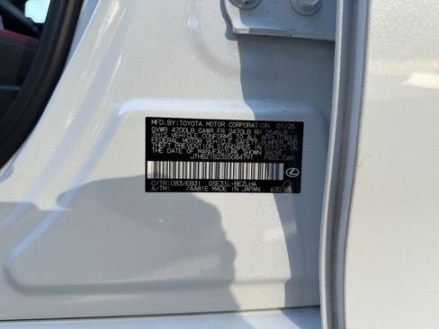 Used 2025 Lexus IS 350 F Sport image 31