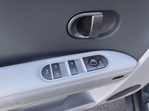 New 2026 Hyundai Ioniq 5 Limited image 14