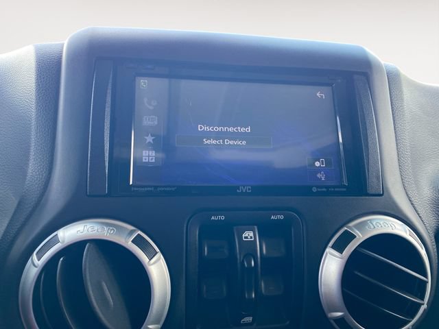 Used 2016 Jeep Wrangler Unlimited Sahara w/ Max Tow Package AWD/4WD image 24