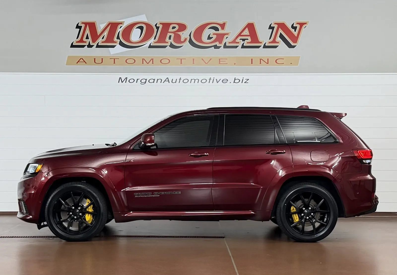 Used 2018 Jeep Grand Cherokee Trackhawk AWD/4WD image 6
