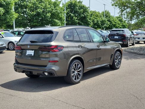 Certified 2026 BMW X5 xDrive40i w/ M Sport Package AWD/4WD image 4