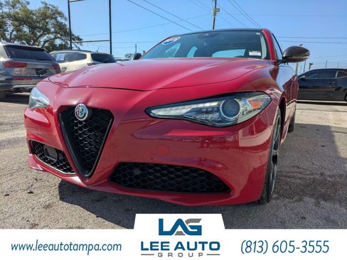 Used 2019 Alfa Romeo Giulia Ti w/ Nero Edizione AWD/4WD image 7