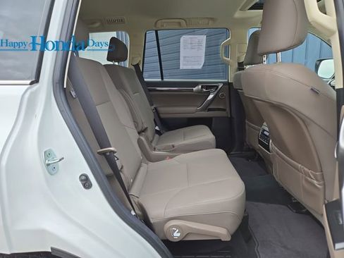 Used 2023 Lexus GX 460 Premium image 40