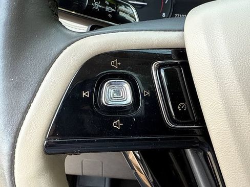Used 2020 Lincoln Corsair AWD w/ Premium Package image 12