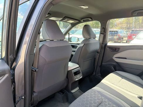 New 2026 Subaru Forester AWD/4WD image 23