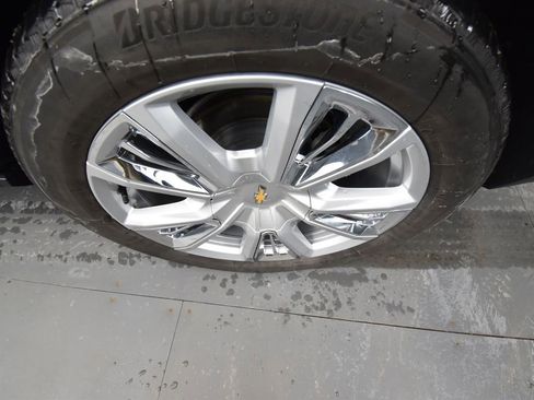 Used 2024 Chevrolet Tahoe High Country w/ Premium Package 2 image 9