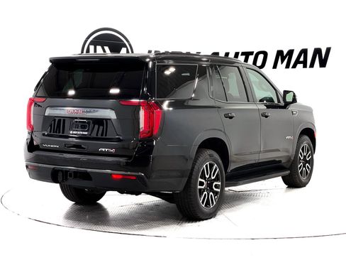 Used 2021 GMC Yukon AT4 w/ Technology Package AWD/4WD image 4