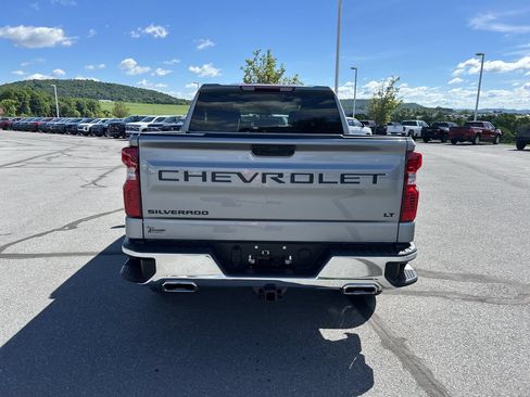 Used 2023 Chevrolet Silverado 1500 LT w/ Z71 Off-Road Package AWD/4WD image 6