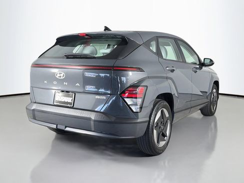 Used 2024 Hyundai Kona SE FWD image 7