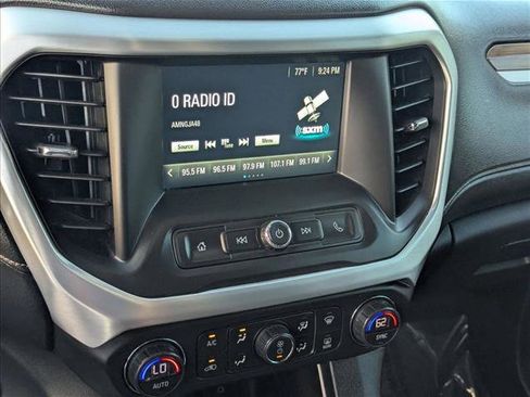 Used 2019 GMC Acadia SLE image 13