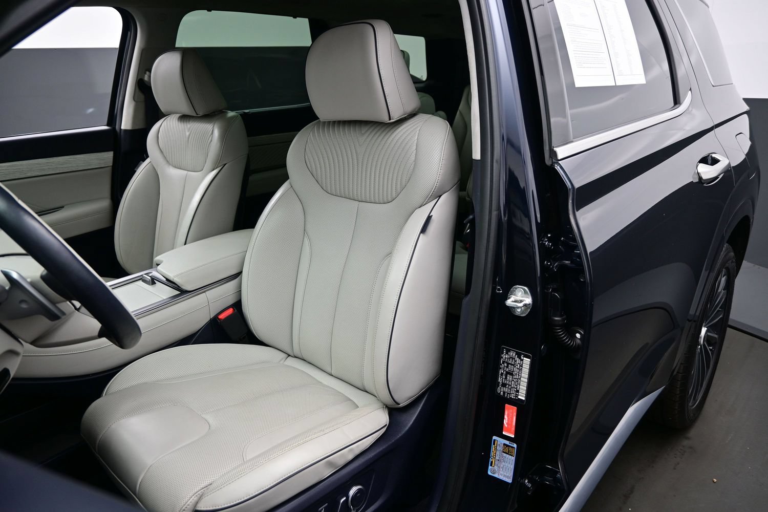 Certified 2024 Hyundai Palisade Calligraphy AWD/4WD image 13