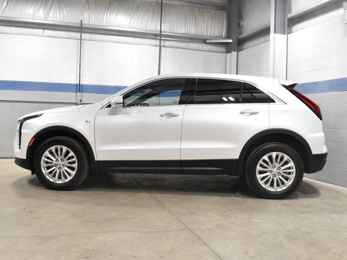 Certified 2024 Cadillac XT4 Luxury w/ Cold Weather Package AWD/4WD image 20
