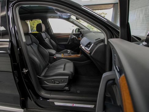 Used 2023 Audi Q5 2.0T Prestige w/ Prestige Package AWD/4WD image 20